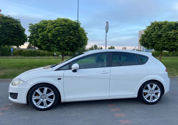 Seat Leon cena 27900 przebieg: 290000, rok produkcji 2010 z Zamość małe 352